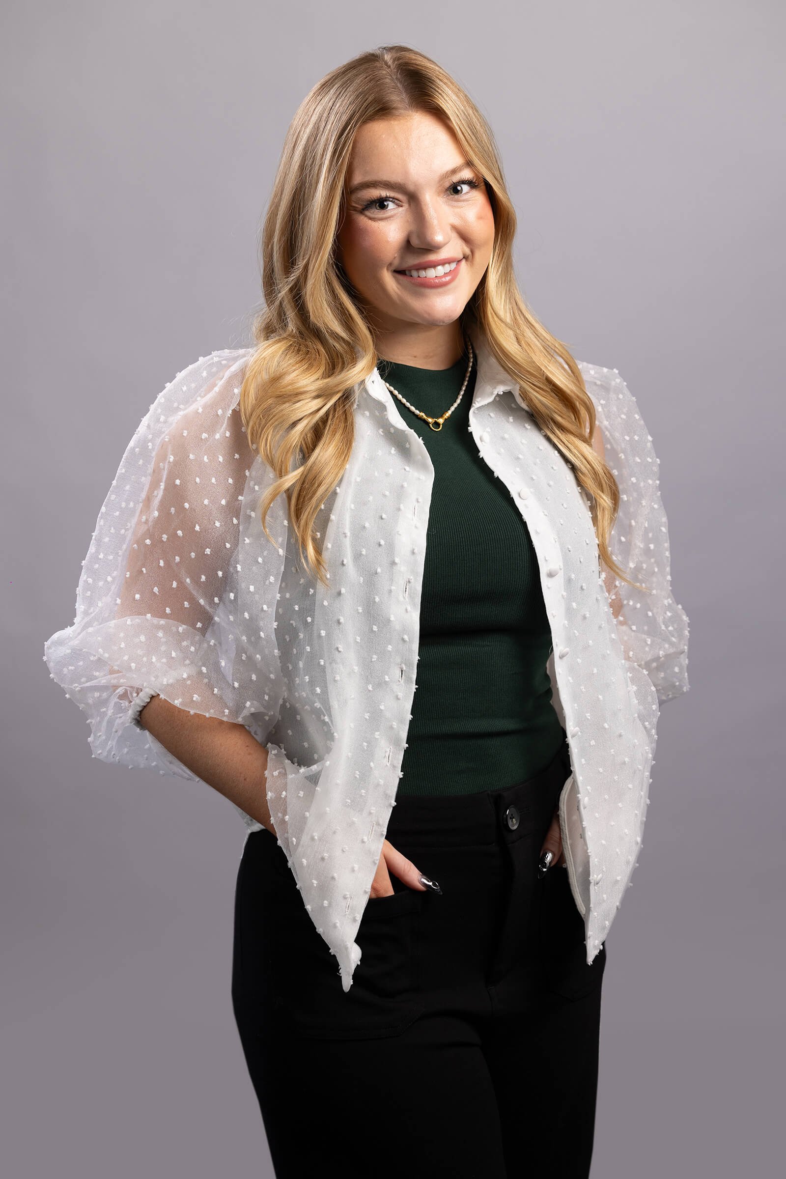 Headshot Photographer Los Angeles - Female professional headshot by IMAGE369