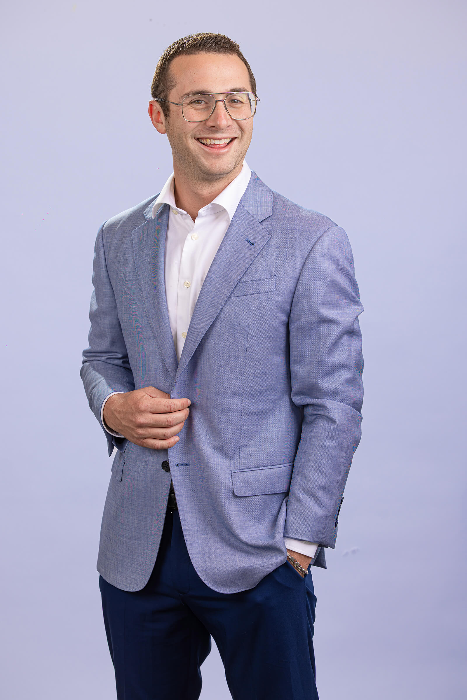 Professional Headshots Los Angeles - Corporate headshot blue blazer by IMAGE369