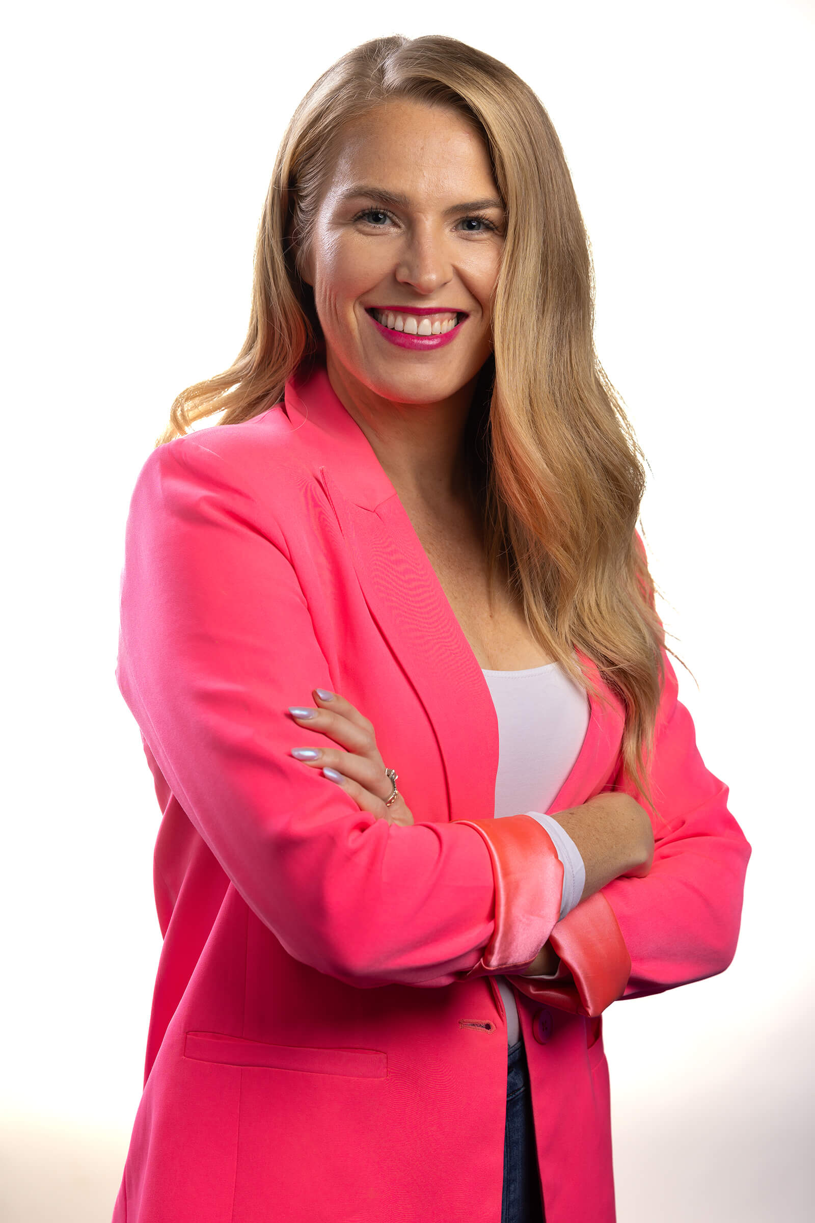 Headshot Photography Los Angeles - Pink blazer female executive portrait by IMAGE369